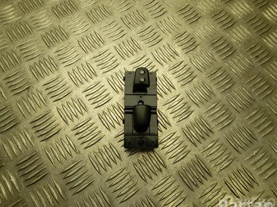 Nissan 201120SD1 JUKE (F16) 2021 Bouton de lève-vitre - Image 1