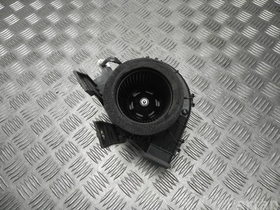 Toyota G9230-47050 / G923047050 C-HR (_X1_) 2022 Ventilateur / Souffleur - Image 1