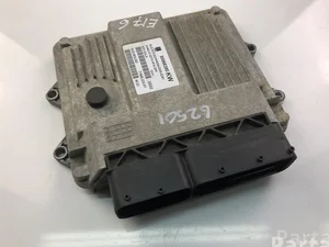Opel 55568380 CORSA D 2010 Unité de contrôle moteur