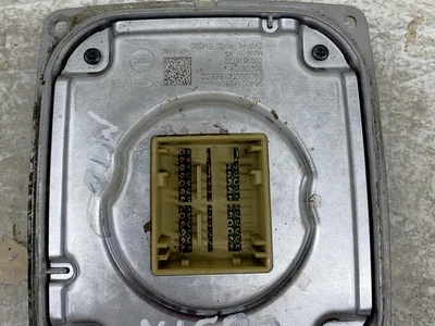 Opel 9840014880 Astra L Hatchback 2023 Unité de contrôle de la lumière - Image 1