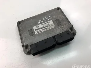 Volkswagen 03E906033L POLO (9N_) 2011 Control unit for engine
