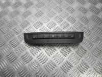 Mercedes-Benz A2469057302 GLA-CLASS (X156) 2016 Commutateur multiple