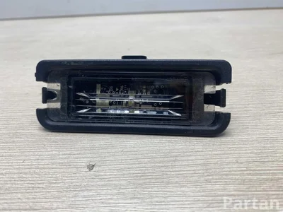 Ford USA FR3B13543A MUSTANG kupė 2018 Valstybinio numerio apšvietimas - Paveiksliukas 1