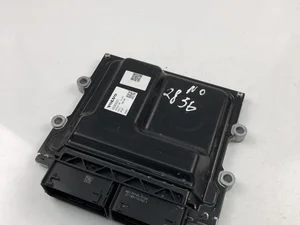 Volvo 32253221 V60 2015 Motorsteuergerät