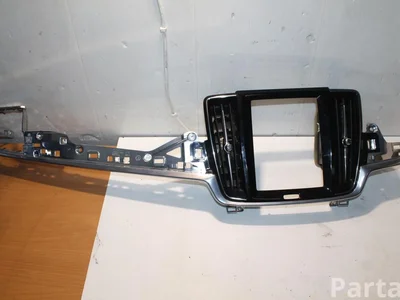 Volvo 31403975 V90 II 2018 Pokrywa deski rozdzielczej - Zdjęcie 1