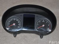 Mercedes-Benz A2059009215 C-CLASS (W205) 2015 Tableau de bord mph