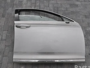 Volkswagen Tungsten Silver Metallic K5 / B7W / TungstenSilverMetallicK5B7W PASSAT Variant (3G5) 2017 Porte Right Front