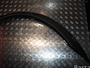 Volvo 8620132 XC70 CROSS COUNTRY 2001 Baguette de protection/décoration d'aile Left Rear