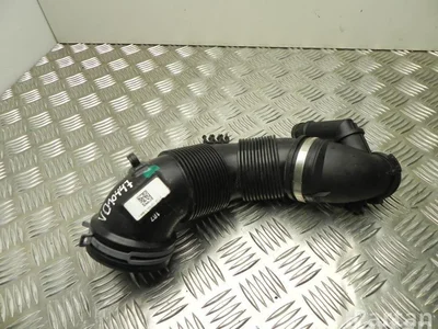 Volkswagen 5QA 129 654 G / 5QA129654G TIGUAN (AD1) 2017 Prise d'air / Conduit d'air d'admission - Image 1