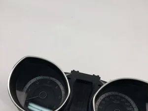 Hyundai 94023-A6350 / 94023A6350 i30 (GD) 2014 Tablero de instrumentos km/h