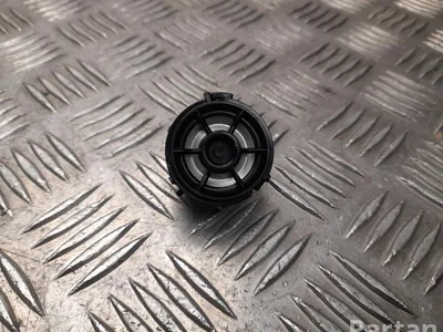 Mercedes-Benz A 222 820 17 02 / A2228201702 S-CLASS (W222, V222, X222) 2015 Haut-parleur haute fréquence - Image 1