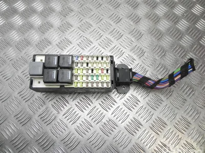 Jaguar GX73-14A067-EA / GX7314A067EA I-PACE 2019 Boîte à fusibles - Image 1