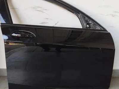 BMW 1 (F70) 2025 Puerta Right Front - Imagen 1