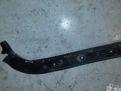 Volvo 30678077 V50 (MW) 2004 Support pour pare-chocs Right Rear - Image 1