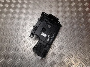 Tesla 1497847-39-D, 1497850-00-D, 1670976-00-A / 149784739D, 149785000D, 167097600A Model Y 2023 Boîte à fusibles
