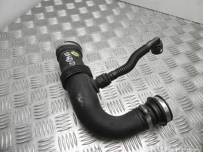 Ford M1DA FOCUS III Turnier 2012 Prise d'air / Conduit d'air d'admission - Image 1