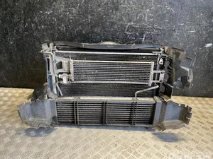 Mercedes-Benz A2125002200, A2045003703, A2049066802 E-CLASS T-Model (S212) 2016 Radiateur Refroidisseur d'air comprimé intermédiaire Ventilateur de radiateur Condenseur