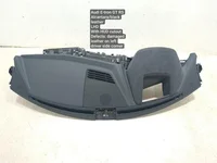 Audi 4J3857003, 4J3.857.736, 4J3857318 / 4J3857003, 4J3857736, 4J3857318 E-TRON GT Stufenheck (F83, F8P) 2024 Armaturenbrett