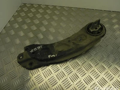 Mercedes-Benz A2463500506 GLA-CLASS (X156) 2016 Devant  levier droit inférieur - Image 1