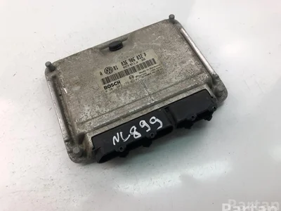 Volkswagen 036906032P; 0261207179 / 036906032P, 0261207179 BORA (1J2) 2004 Unité de contrôle moteur - Image 1