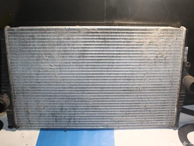 Volvo XC90 I 2007 Refroidisseur d'air comprimé intermédiaire - Image 1