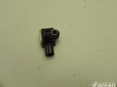 Ford 8V4T-14B006-AA / 8V4T14B006AA FOCUS III 2012 Actuator for impact sound - Image 1