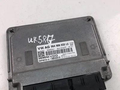 Volkswagen 06A906033LE GOLF PLUS (5M1, 521) 2005 Unidad de control del motor - Imagen 1