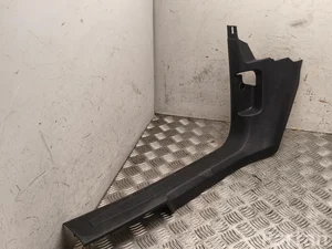 Volkswagen 2K8863483A Caddy V 2021 Wewnętrzny próg drzwiowy z lewej z przodu