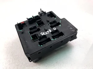 Volvo 32322426 XC90 II 2017 Skrzynka bezpieczników