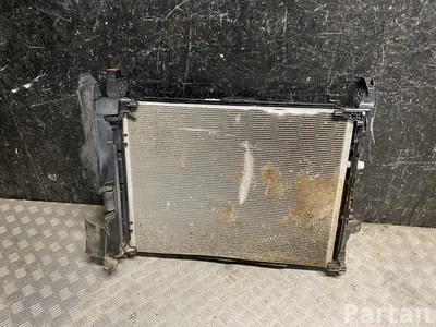 Gebrauchtes Original Mercedes-Benz A0995003500, A0995007100, A0999063902 EQV (W447) 2020 Wasserkühler Satz Kühlerlüfter Kondensator, Klimaanlage - Bild 1