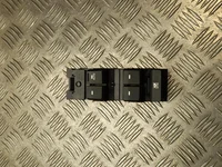 Hyundai 93570-C8511 / 93570C8511 i20 (GB) 2018 Commutateur multiple