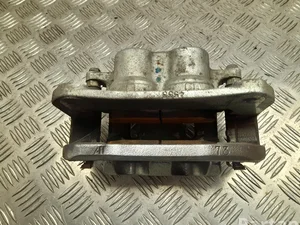 Lexus 4533 ES VII XZ10 2019 Étrier de frein Right Front