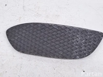 Mercedes-Benz A2058850823 C-CLASS (W205) 2015 Pешетка - Изображение 1