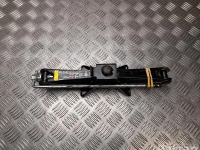 Volvo 31682250 XC60 II (246) 2021 cric de voiture - Image 1