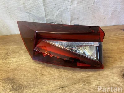 Škoda 5LA945207E ELROQ (PYL) 2025 Lampy tylne z lewej - Zdjęcie 1