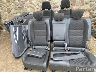 Renault AUSTRAL 2024 Fotele, Kanapa, Komplet Panel drzwi Podłokietnik  - Zdjęcie 1