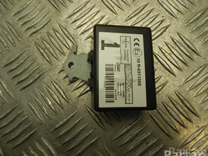 Toyota 89741-0D080 / 897410D080 YARIS (_P13_) 2012 Unité de commande pour porte