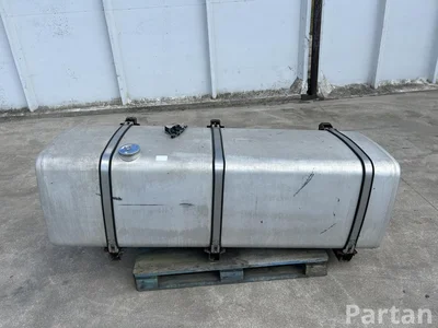 Iveco Trucks 41042845 STRALIS II 2015 Fuel tank 760L - Image 1