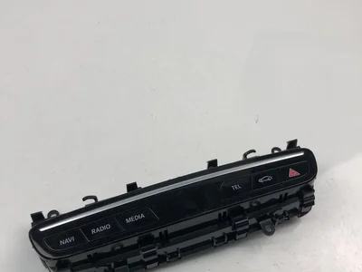 Mercedes-Benz A2059055811 C-CLASS (W205) 2015 Contrôle automatique de la climatisation - Image 1