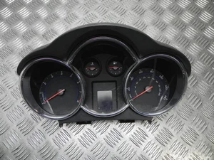 Chevrolet 96853842 CRUZE (J300) 2010 Tableau de bord