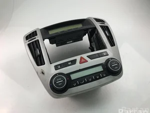 Kia 84740-1H000 / 847401H000 CEE'D (JD) 2013 Console centrale