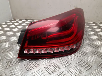Mercedes-Benz A 118 906 76 00 / A1189067600 CLA X118 (shooting brake) 2020 Feu arrière - Image 1