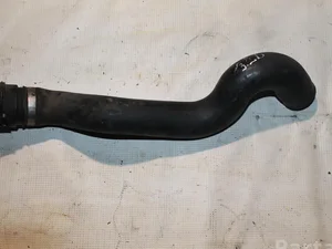 Volvo 30741048 XC90 I 2008 Tubería de radiador