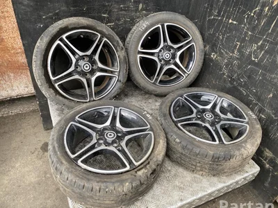 Smart A4534013300 FORFOUR Hatchback (453) 2020 Jantes en alliage complect 4x100  R16 EJ 5.5 ET40 - Image 1