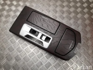 Maserati 670011349, 670011129 GHIBLI (M157) 2015 Consola central