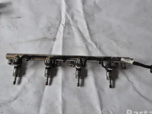 Ford USA JR3E9F797CD ; JR3E9G929BA / JR3E9F797CD, JR3E9G929BA MUSTANG Coupe 2018 Distribution de carburant / rail