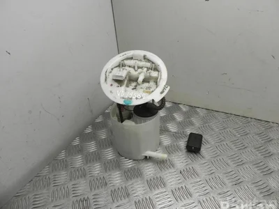 Ford USA FR3C-9H307-AE / FR3C9H307AE MUSTANG Coupe 2016 Unité d'alimentation en carburant - Image 1