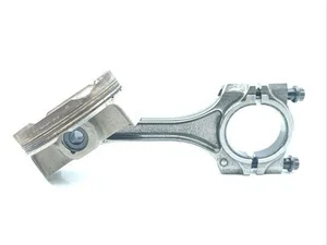 Maserati GRAN TURISMO 2011 Piston