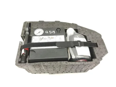 Porsche 971.864.475.B, 971.864.475, 5N0012615C, 5N0012615, 8K0805815A / 971864475B, 971864475, 5N0012615C, 5N0012615, 8K0805815A PANAMERA (971) 2018 COMPRESSEUR DE POMPE À AIR DE PNEU - Image 1