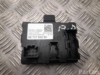 Opel 9870764280 Grandland 2025 Sterownik drzwi z przodu po prawej - Zdjęcie 1